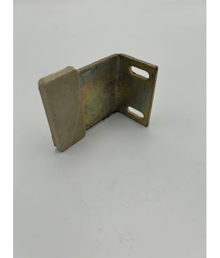 Башмак дверей кабины лифта ЩЛЗ (500кг)